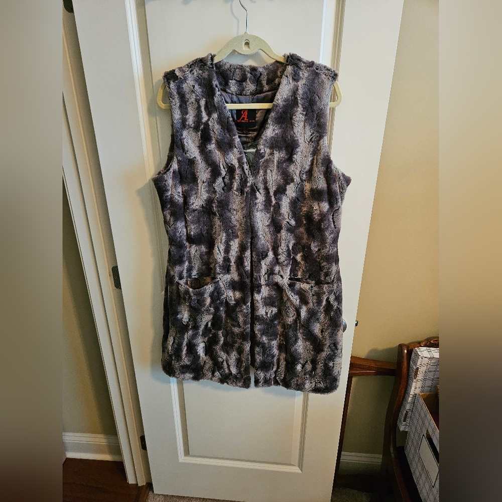 Adrienne Landau Faux Fur Long Vest Grey Brown Size Large NWT